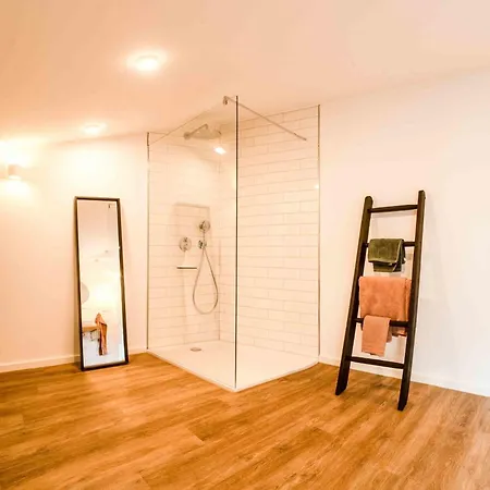 Apartment Eins *