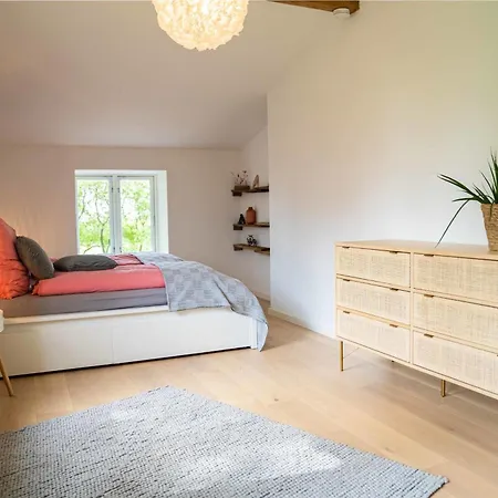 Apartment Eins *